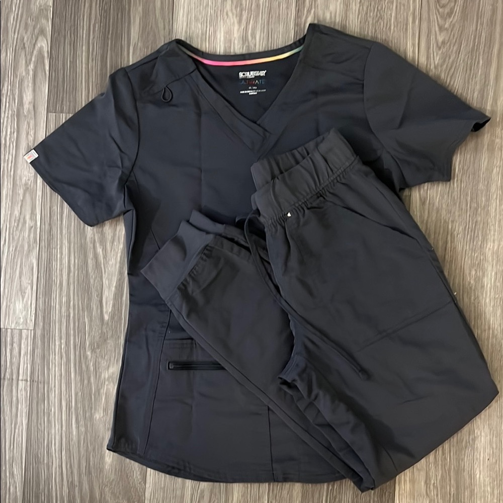 Cherokee Dark Gray Scrub Ensemble